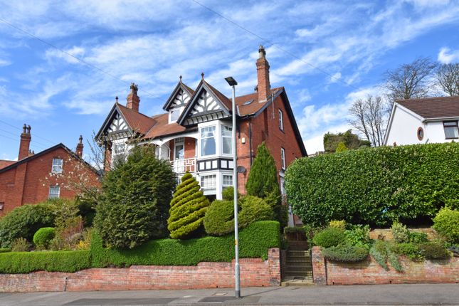 Scalby Road, Scarborough YO12 6 bed semi