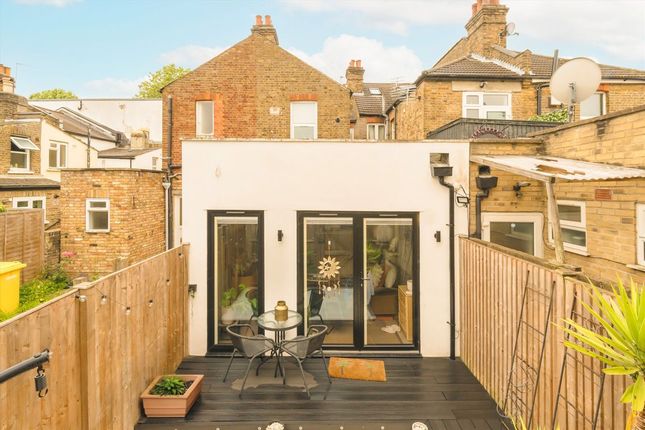 1 bedroom maisonette for sale