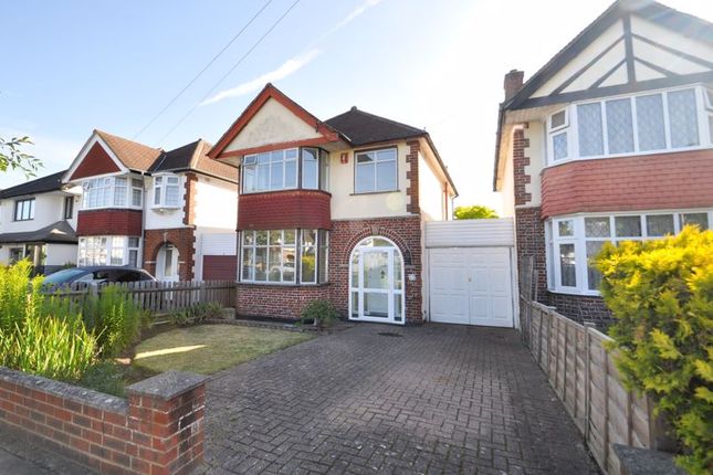 3 bed detached house