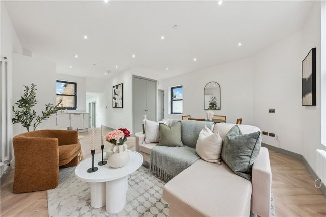 Trinity Road, SW17 2 bed apartment for sale
