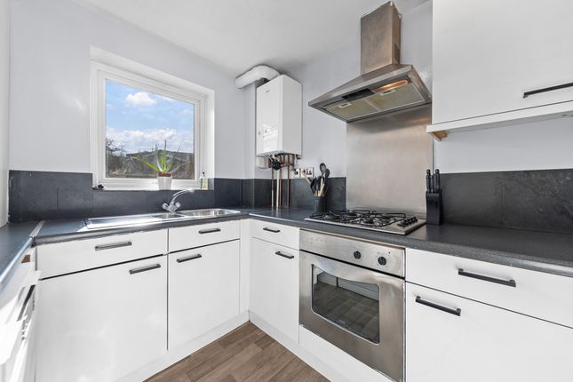 Epping Walk, Daventry, NN11 3 bed detached house for sale