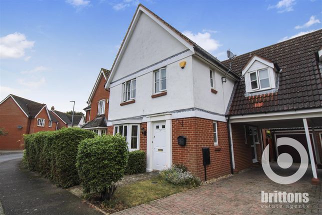 Blackthorn Road, South Wootton 4 bed link detached house for sale