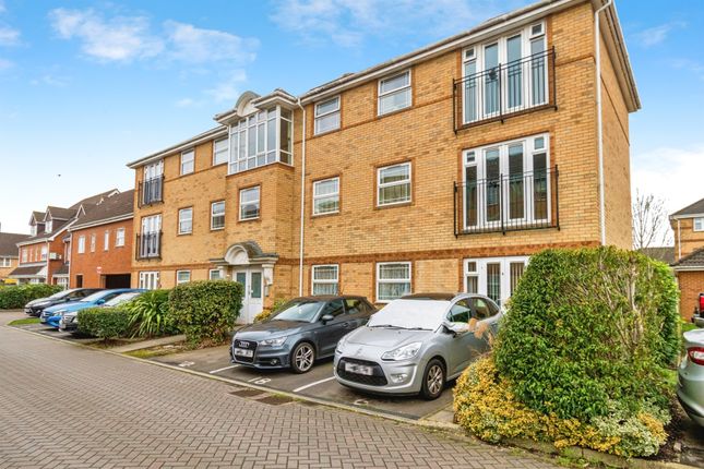 2 bedroom ground floor flat for sale