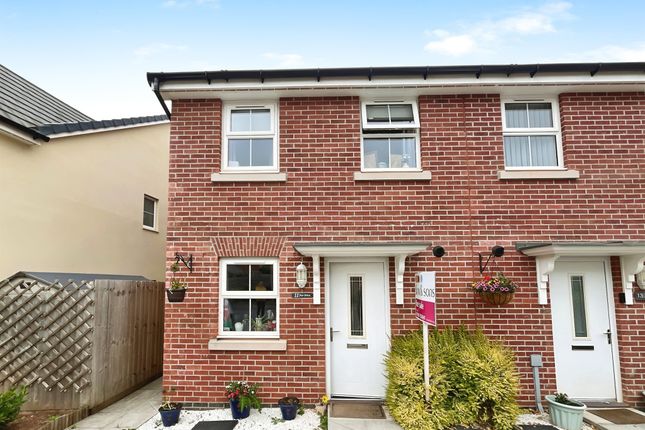 2 bedroom semi-detached house for sale