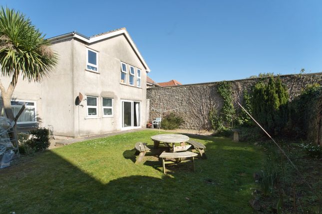 2 bed flat