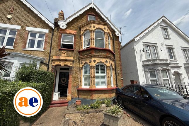 2 bedroom maisonette for sale