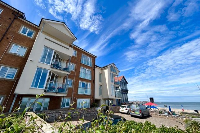 Marine Road, Rhos on Sea 3 bed apartment for sale