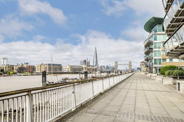 Wapping High Street, London E1W 1 bed flat for sale