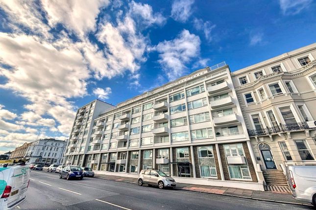 King Edwards Parade, Eastbourne 2 bed flat for sale