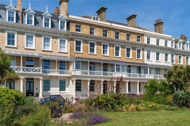 Heene Terrace, Worthing, West Sussex... 2 bed flat for sale