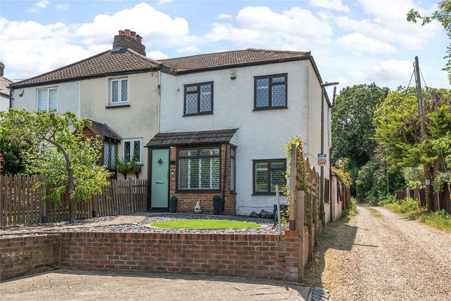 4 bedroom end of terrace house for sale