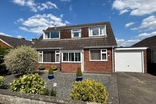 2 bed detached bungalow