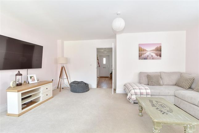 4 bed end terrace house