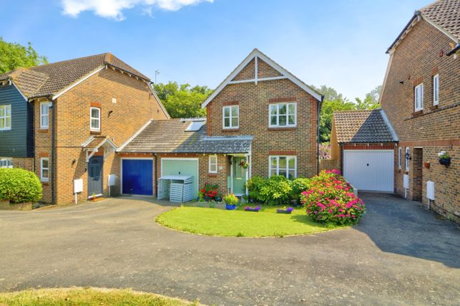 4 bed detached house