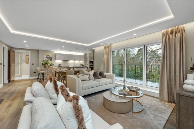 Gower Road, Weybridge, Surrey, KT13 2 bed apartment for sale