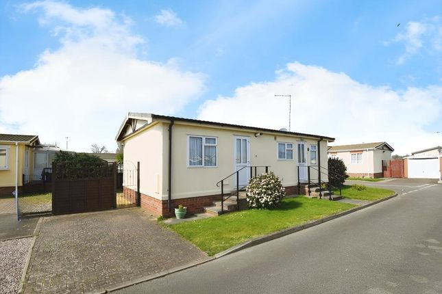 2 bedroom park home for sale