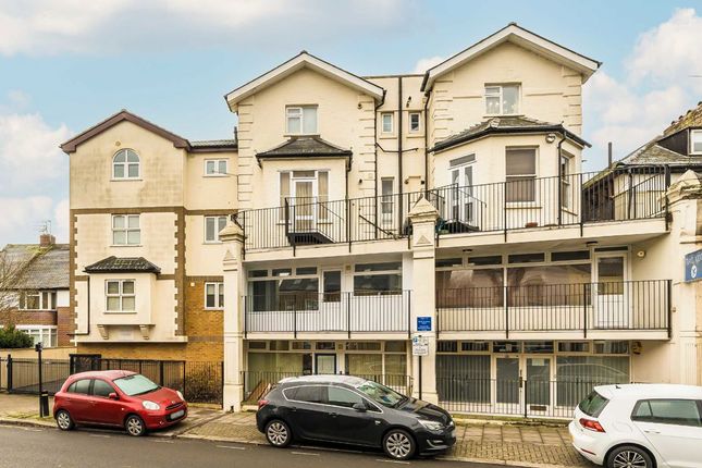 St. Johns Road, Isleworth TW7 1 bed flat for sale