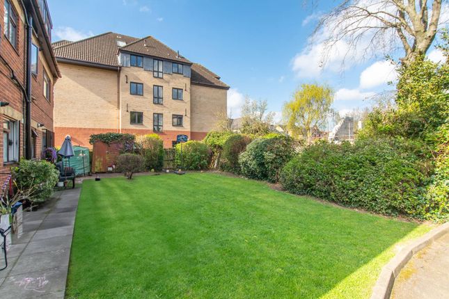 Coverdale Road, Brondesbury Park... 2 bed flat for sale