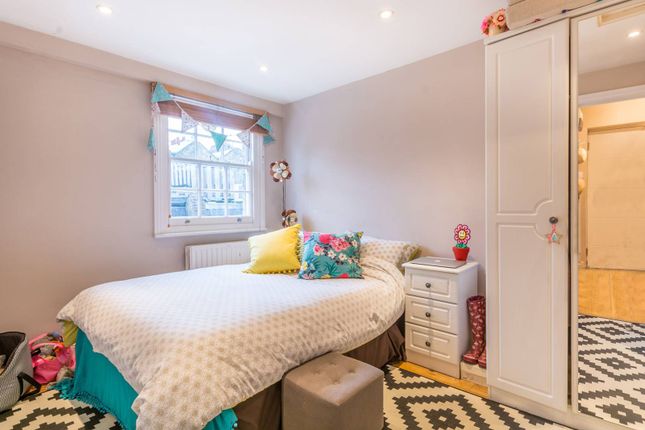 Star Street, Hyde Park Estate... 1 bed flat for sale