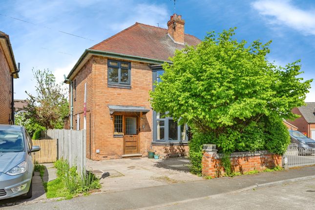 3 bed semi-detached house