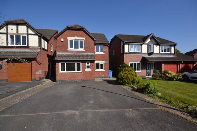 Cricketers Green, Chorley PR7 4 bed detached house for sale