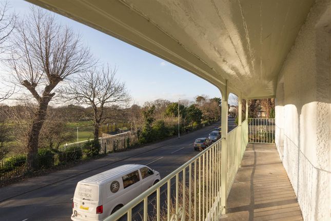 Dane Road, Margate, CT9 2 bed detached bungalow for sale