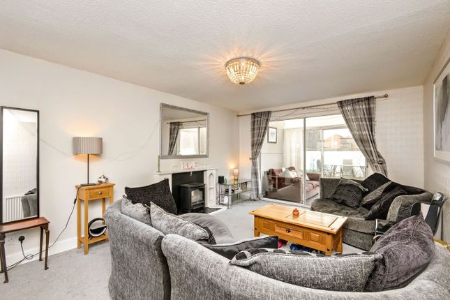 Fraser Avenue, St Andrews, KY16 3 bed terraced house for sale