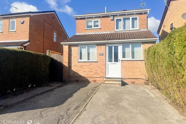 2 bed detached house