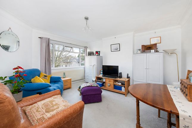 St. Leonards Court, St. Leonards... 2 bed flat for sale