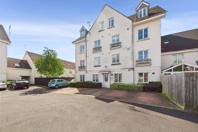 Siskin Drive, Cheltenham... 2 bed apartment for sale