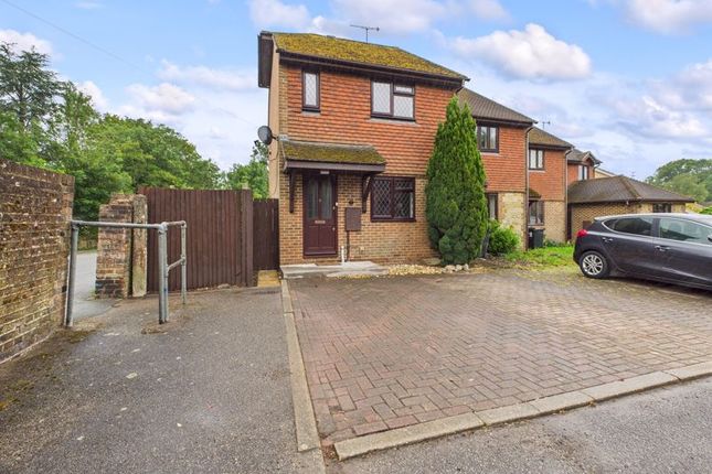 ST STEPHENS COURT, SOUTH GODSTONE 2 bed end of terrace house for sale