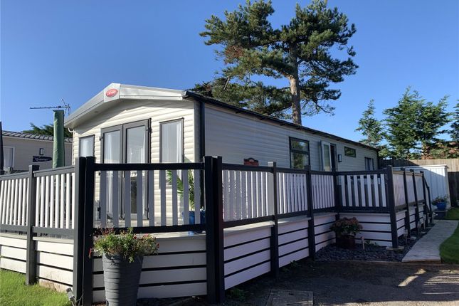 Shorefield Park, Near Milford On Sea... 2 bed park home for sale