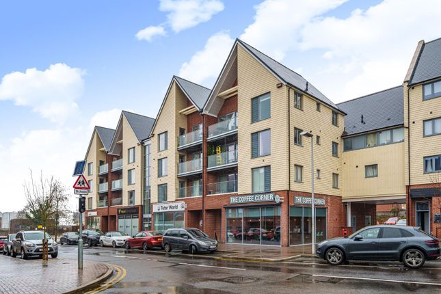 Sir John Fogge Avenue, Ashford TN23 2 bed apartment for sale
