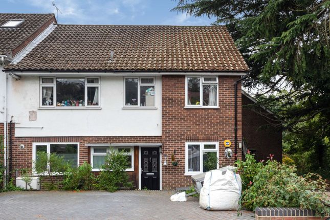 2 bedroom ground floor maisonette for sale