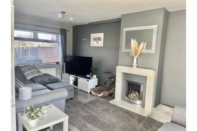 3 bed terraced house