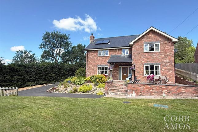 Dolau, Llandrindod Wells 4 bed detached house for sale