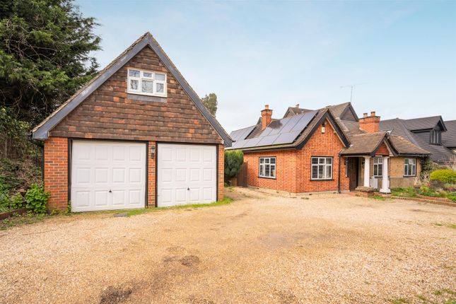 5 bedroom semi-detached house for sale