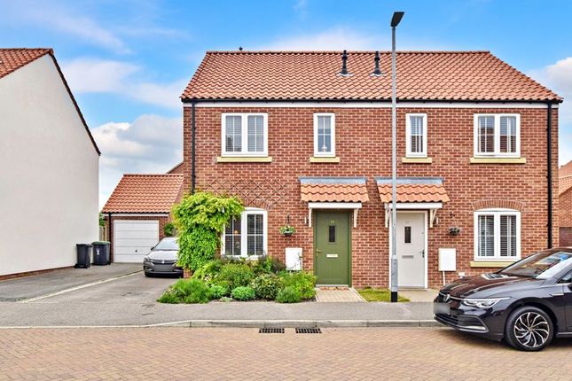 2 bedroom semi-detached house for sale