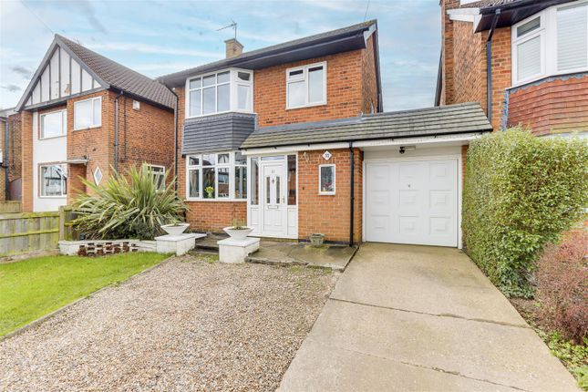 Shaftesbury Avenue, Sandiacre NG10 3 bed detached house for sale