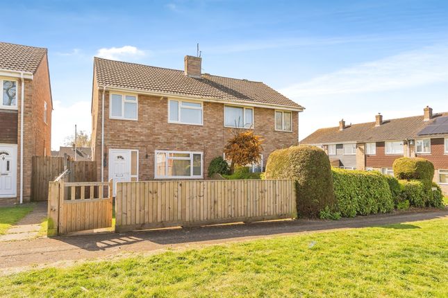 3 bed semi-detached house
