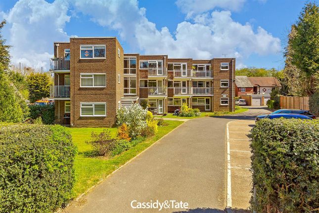 St Johns Court, Harpenden 2 bed flat for sale