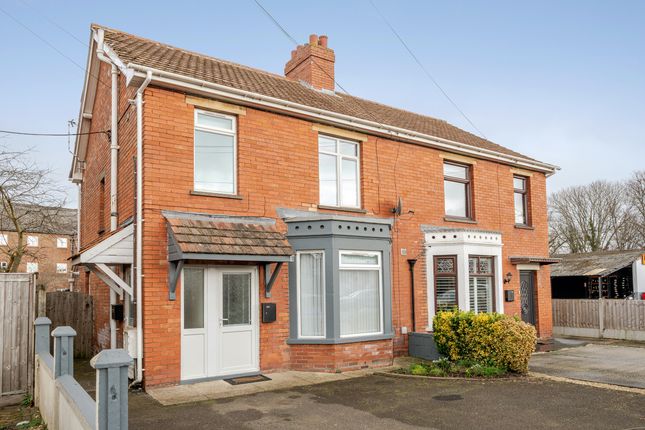 Priory Bridge Road 2 bed flat for sale