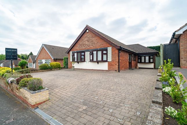 4 bed detached house