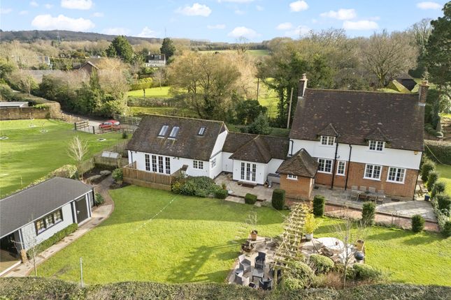 6 bed detached house