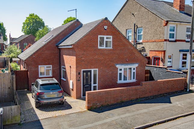 Neale Avenue, Kettering, NN16 3 bed detached house for sale