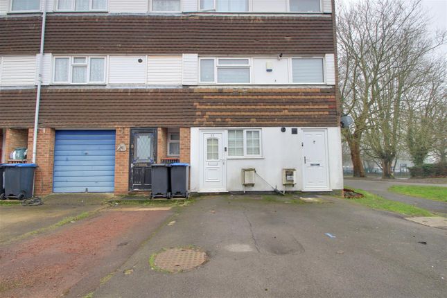 The Wye, Hemel Hempstead 1 bed maisonette for sale