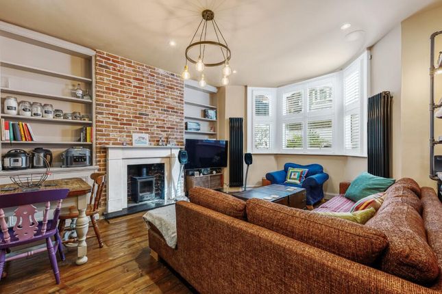 2 bedroom maisonette for sale