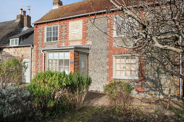 Fish Lane, Aldwick, Bognor Regis... 4 bed cottage for sale