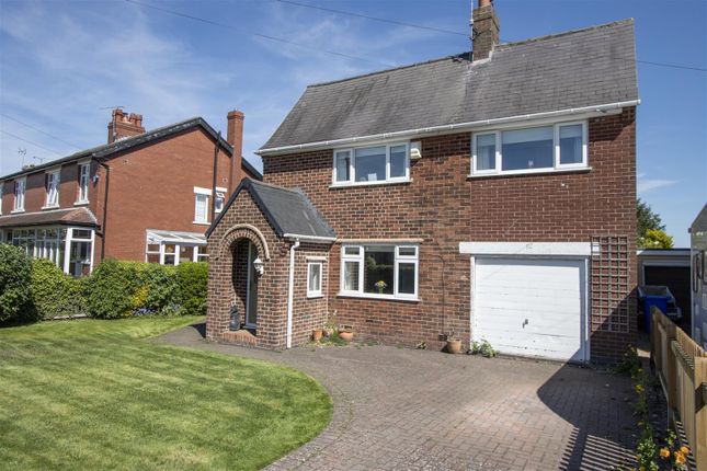 Foljambe Avenue, Walton, Chesterfield 3 bed detached house for sale
