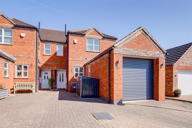 4 bed semi-detached house